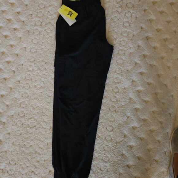 Active Light Mid-Rise Cargo Jogger Pants - All In Motion - size XS - Picture 5 of 11